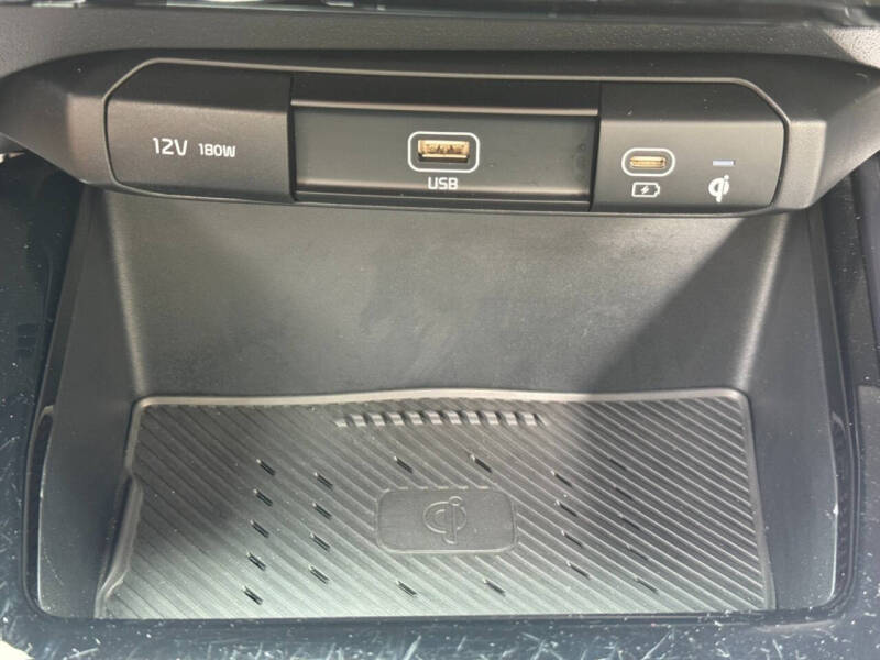 2024 Kia Niro EX