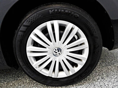 2015 Volkswagen Passat 1.8T S