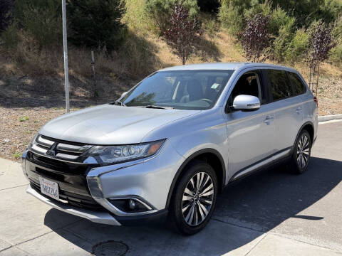 2016 Mitsubishi Outlander SE
