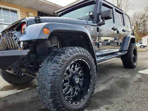 2017 Jeep Wrangler Unlimited Smoky Mountain
