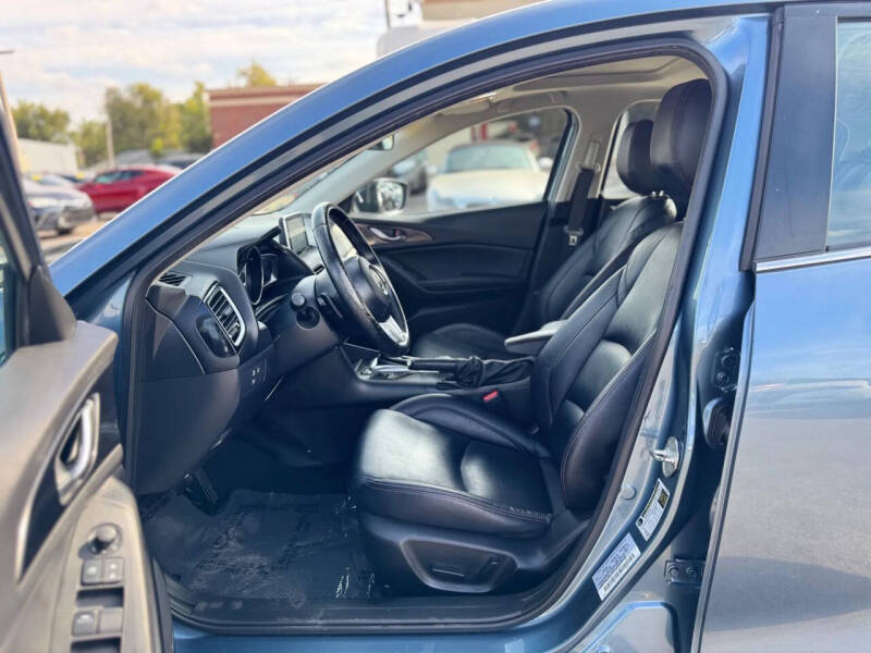 2015 Mazda MAZDA3 s Touring