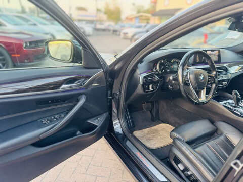 2018 BMW 5 Series 530i