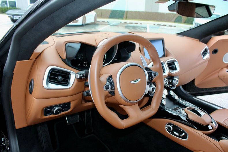 2023 Aston Martin Vantage