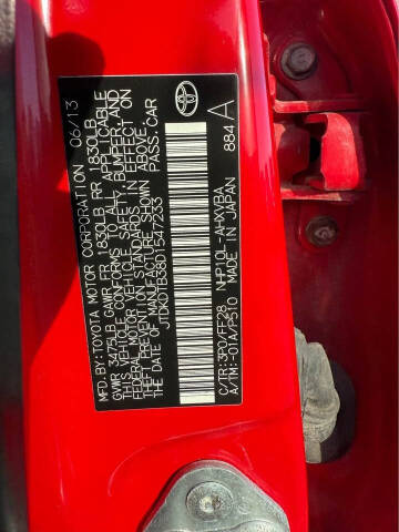 2013 Toyota Prius c Two