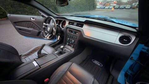 2012 Ford Mustang V6 Premium