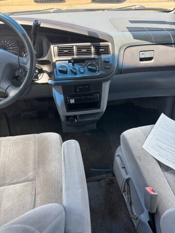 2000 Toyota Sienna CE