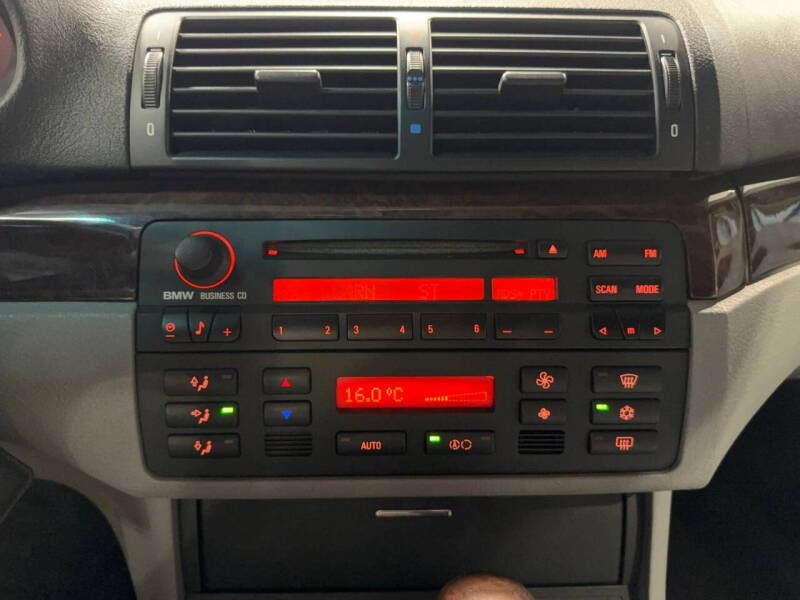 2004 BMW 3 Series 325Ci