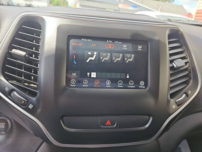 2019 Jeep Cherokee Latitude Plus