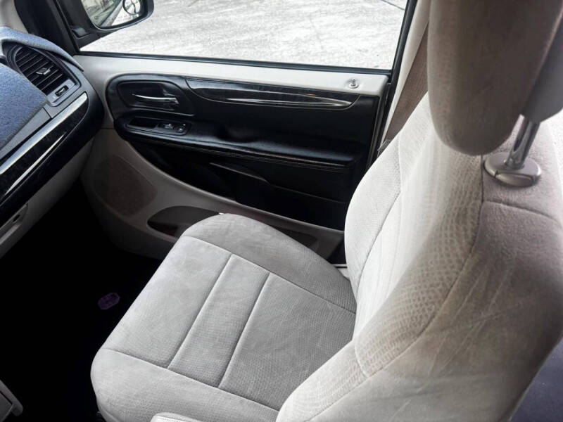 2012 Dodge Grand Caravan SXT