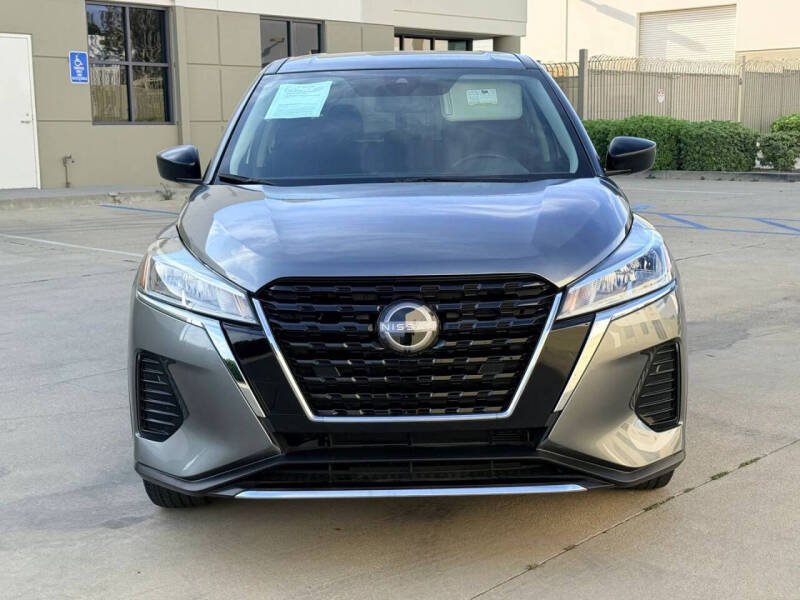 2024 Nissan Kicks S