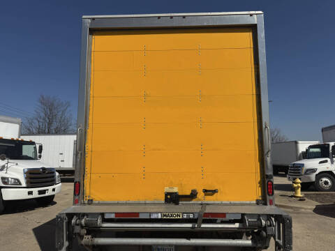 2019 Freightliner M2 106