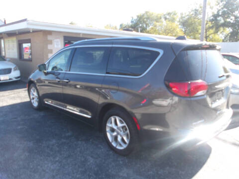 2018 Chrysler Pacifica Touring L