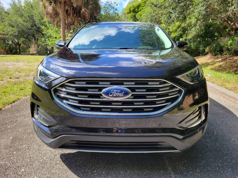 2024 Ford Edge Titanium