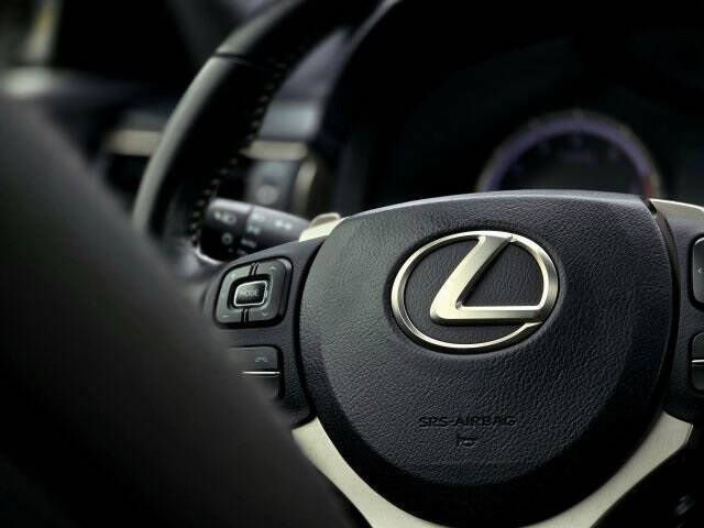 2016 Lexus RC 200t