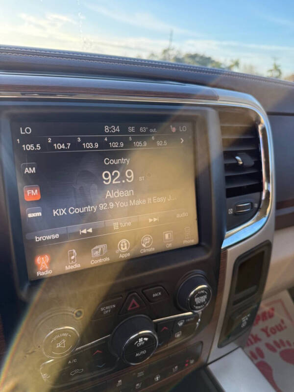 2017 RAM 1500 Laramie