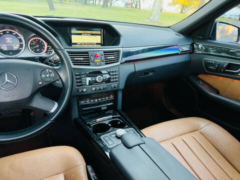 2010 Mercedes-Benz E-Class E 550 Luxury