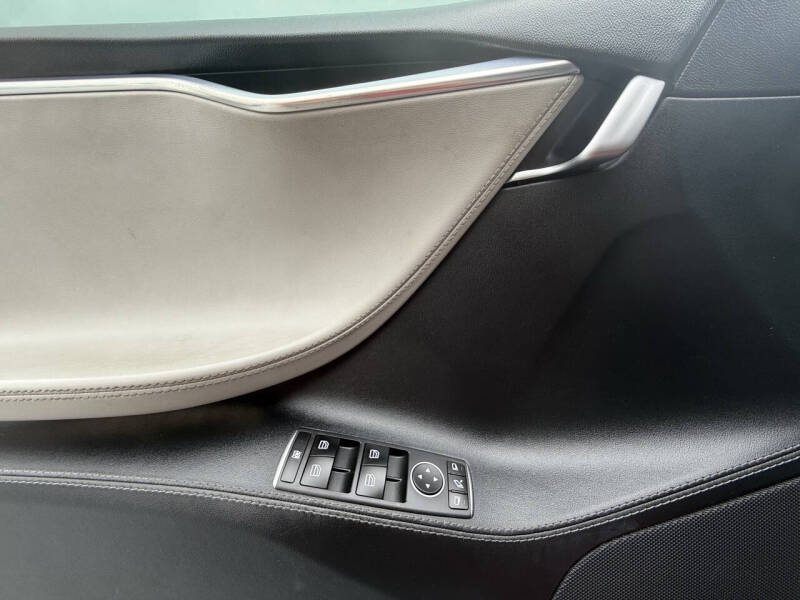 2014 Tesla Model S 60