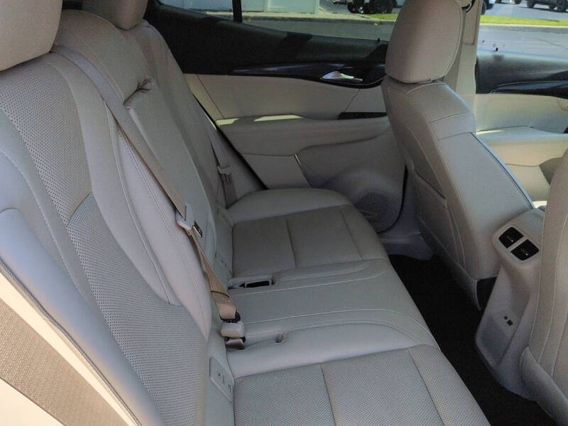 2022 Buick Envision Essence