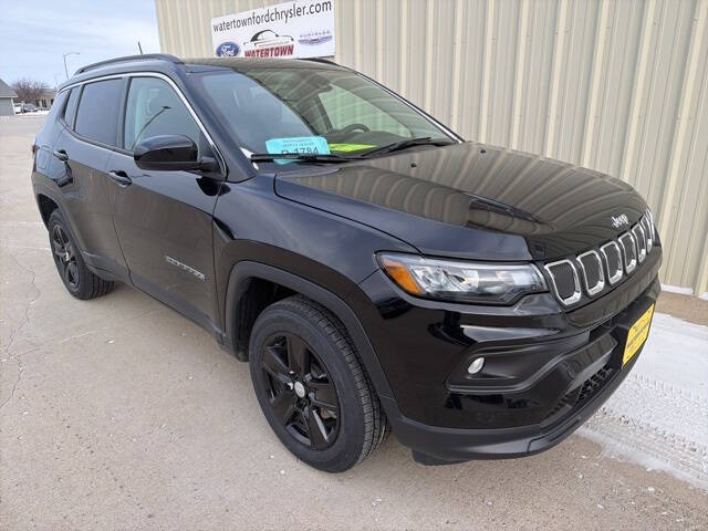 2022 Jeep Compass Latitude Lux