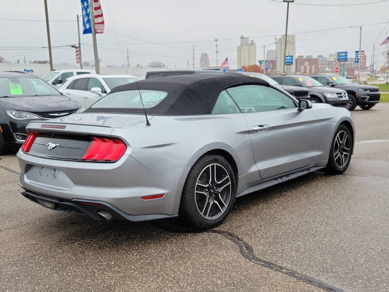 2022 Ford Mustang EcoBoost