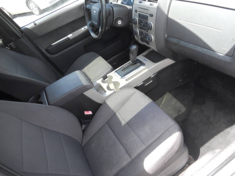 2011 Ford Escape XLT