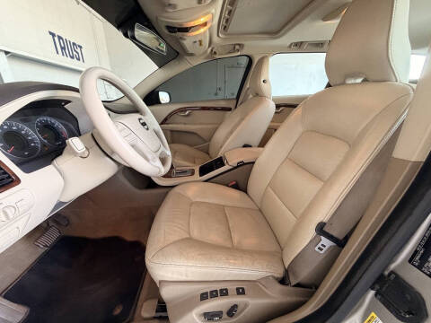 2010 Volvo V70 3.2