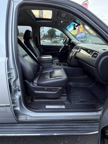 2013 GMC Yukon Denali