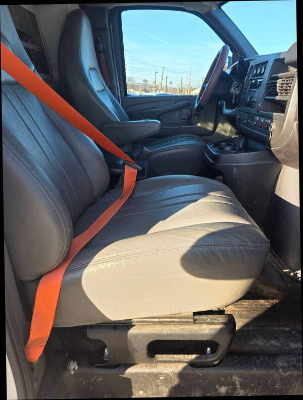 2014 Chevrolet Express 2500