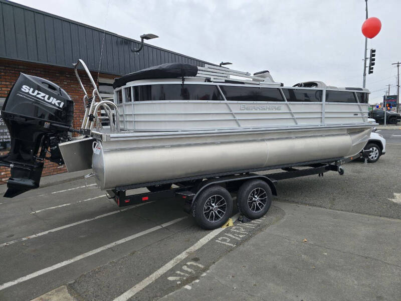 2025 Berkshire 22RFX LE