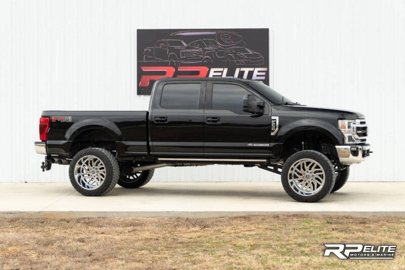 2022 Ford F-250 Super Duty Lariat's photo