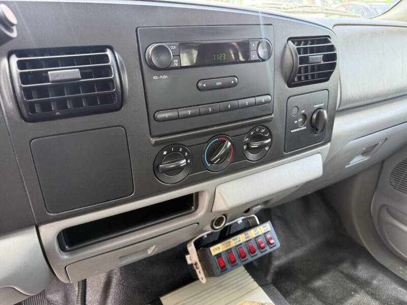 2007 Ford F-350 Super Duty XL