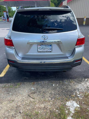 2012 Toyota Highlander SE