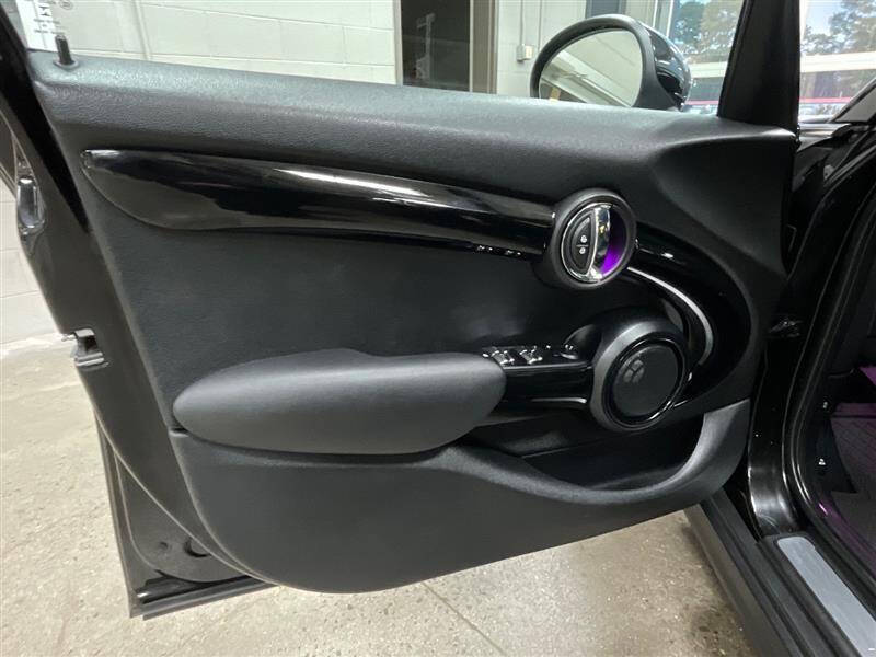 2016 MINI Hardtop 4 Door Cooper