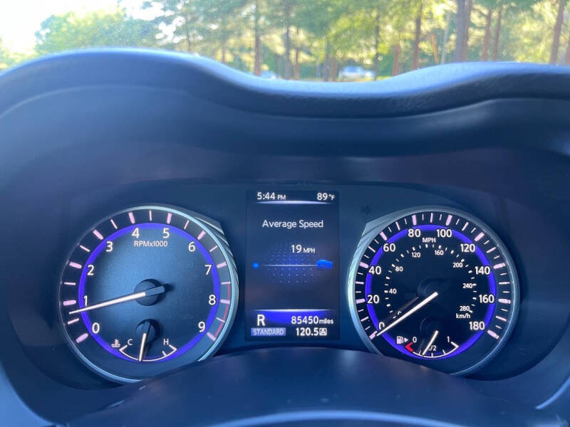 2015 Infiniti Q50