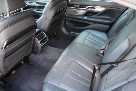 2019 BMW 7 Series 740i