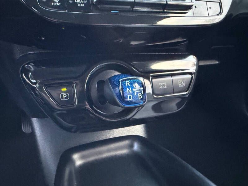 2016 Toyota Prius Two