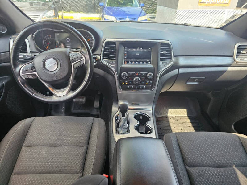 2021 Jeep Grand Cherokee Laredo E