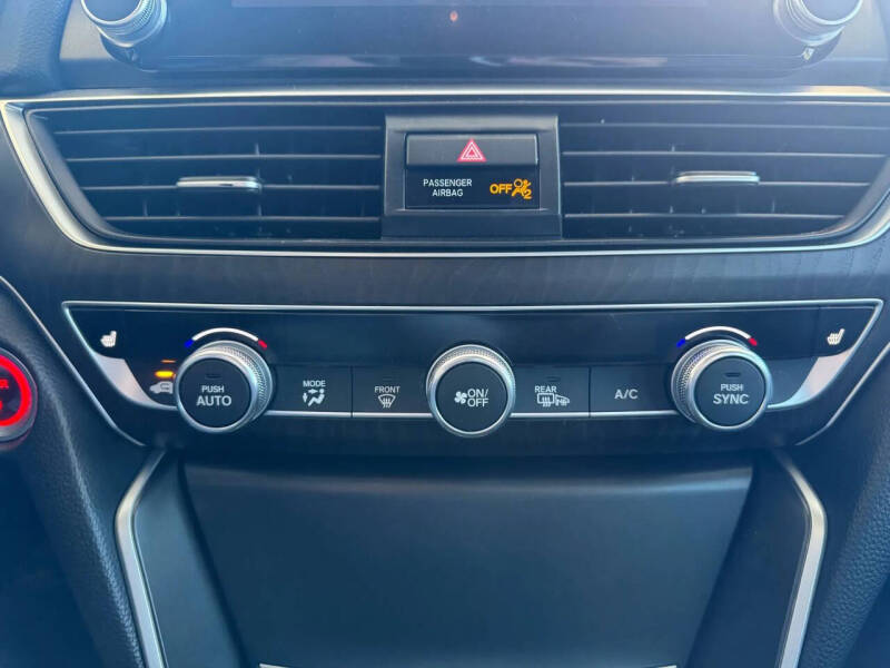 2019 Honda Accord Hybrid EX