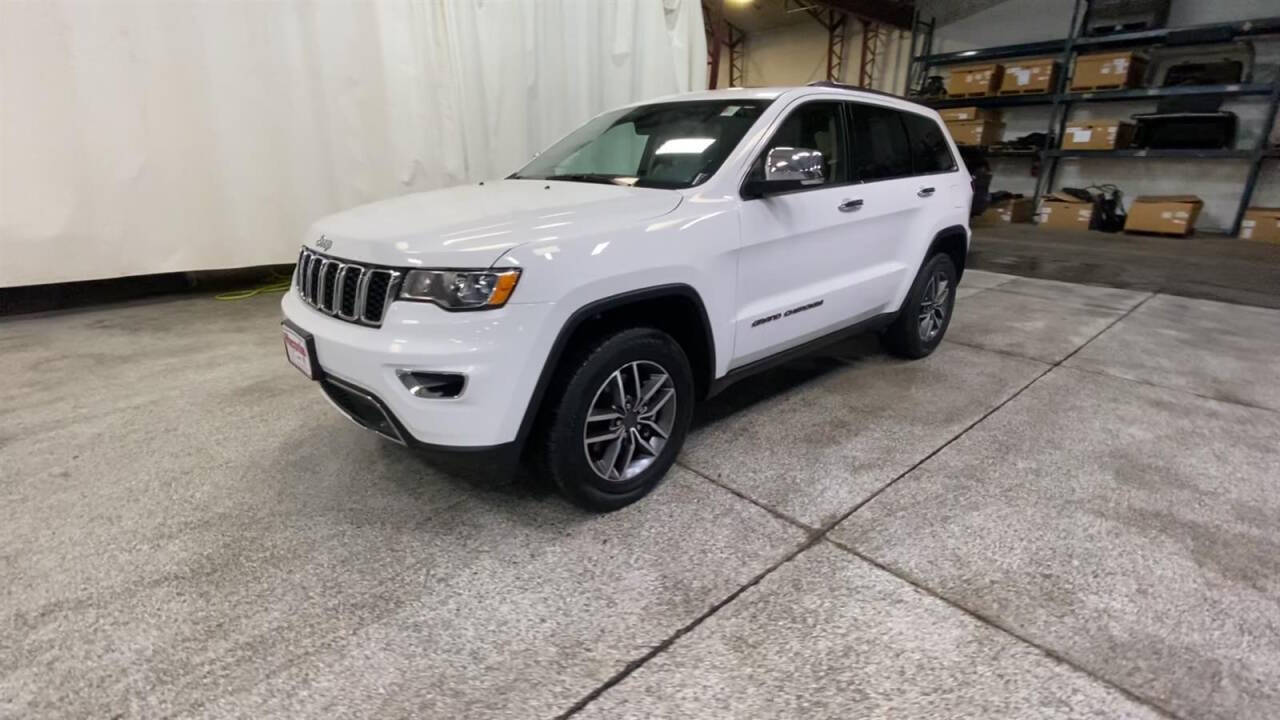 2021 Jeep Grand Cherokee for sale at Victoria Auto Sales in Victoria, MN