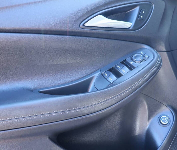 2020 Buick Encore GX Select