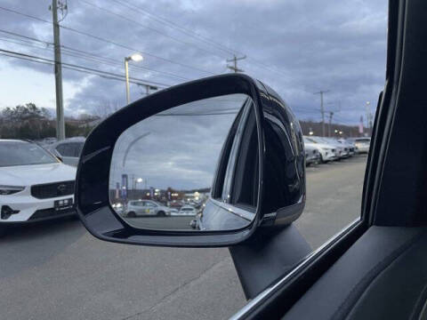 2023 Volvo XC90 Recharge T8 Ultimate Bright Theme 7P