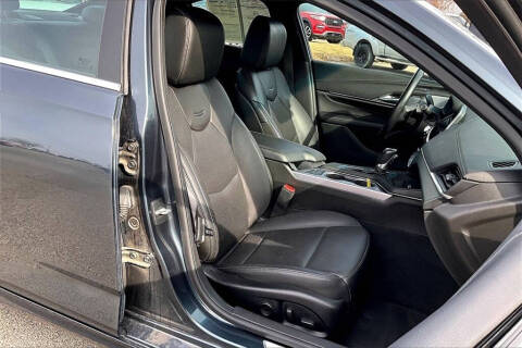 2021 Cadillac CT4 Premium Luxury