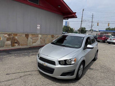 2016 Chevrolet Sonic LT Auto