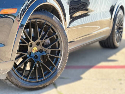 2023 Porsche Cayenne