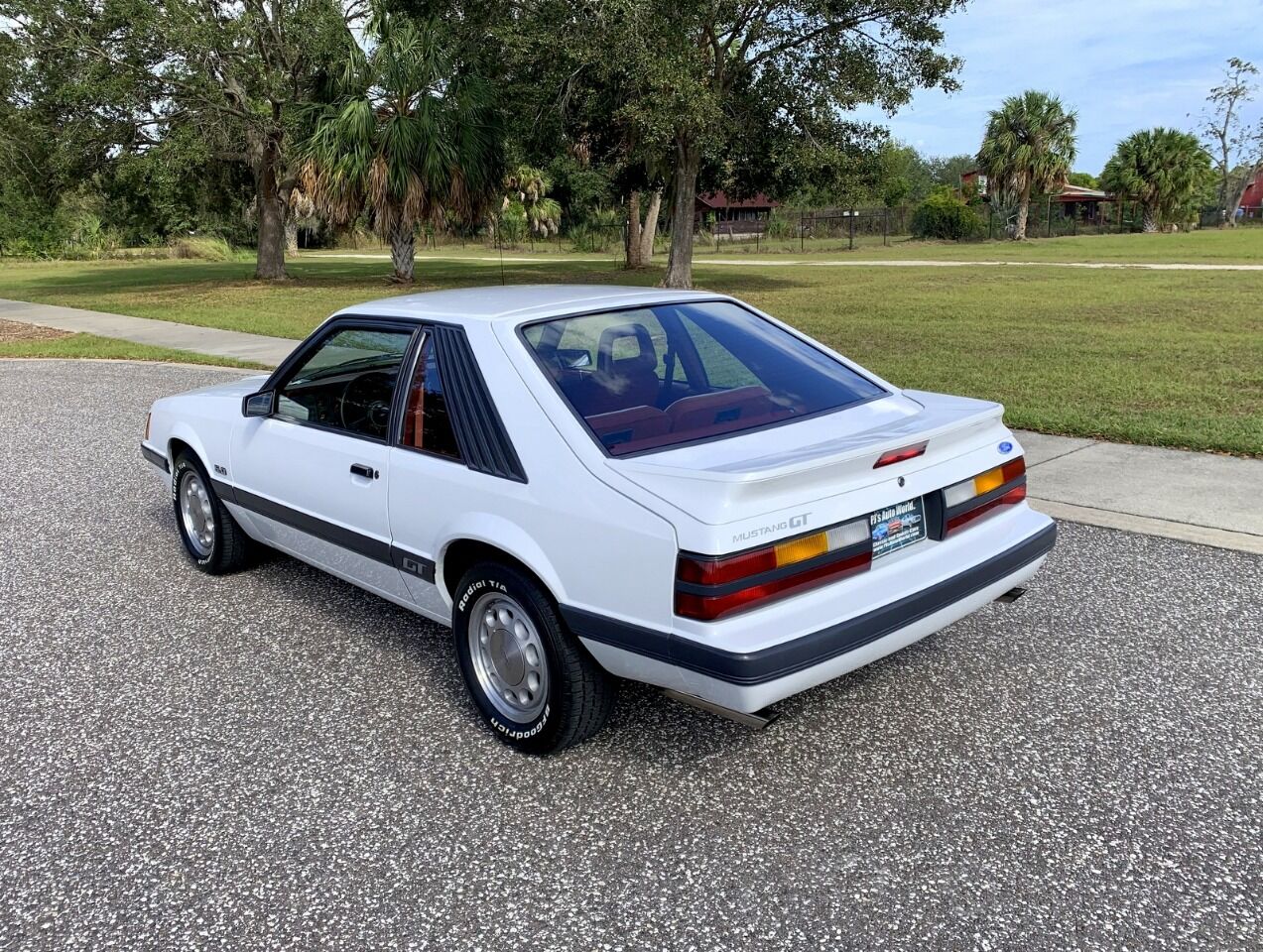 1986 Ford Mustang 3