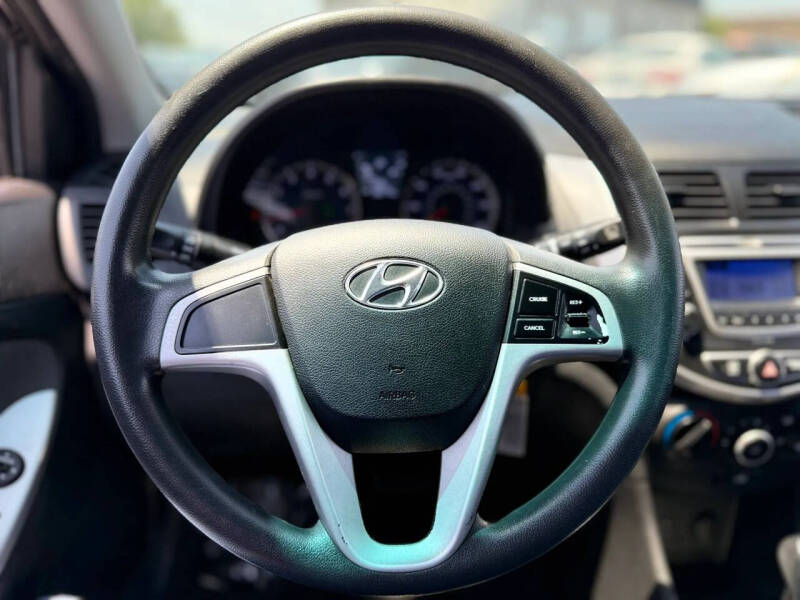 2014 Hyundai Accent GS