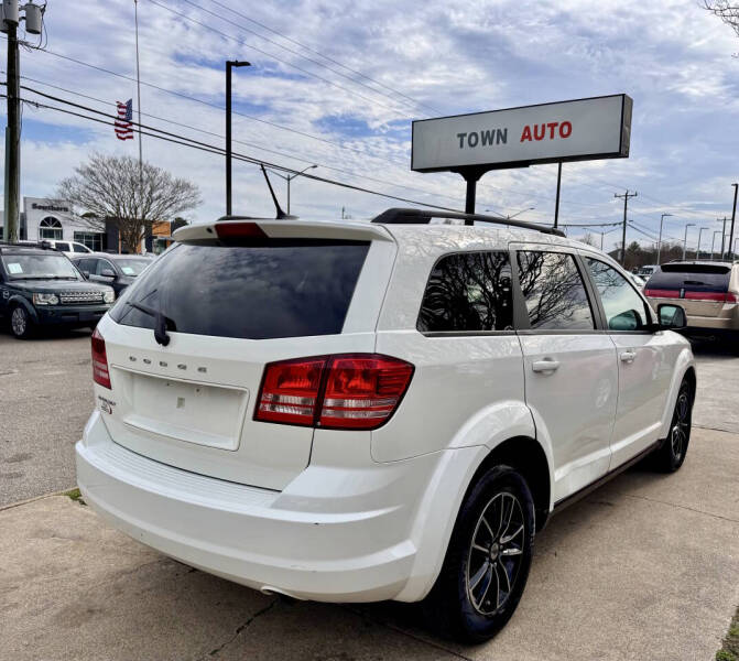 2018 Dodge Journey SE