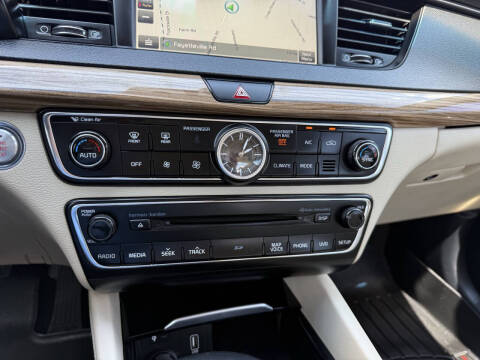 2017 Kia Cadenza Premium