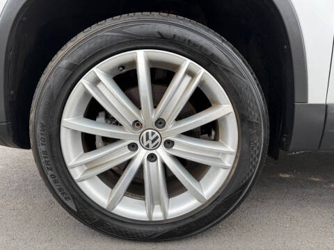 2015 Volkswagen Tiguan S 4Motion