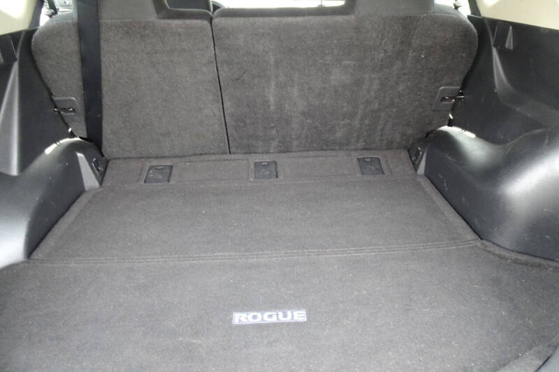 2012 Nissan Rogue S
